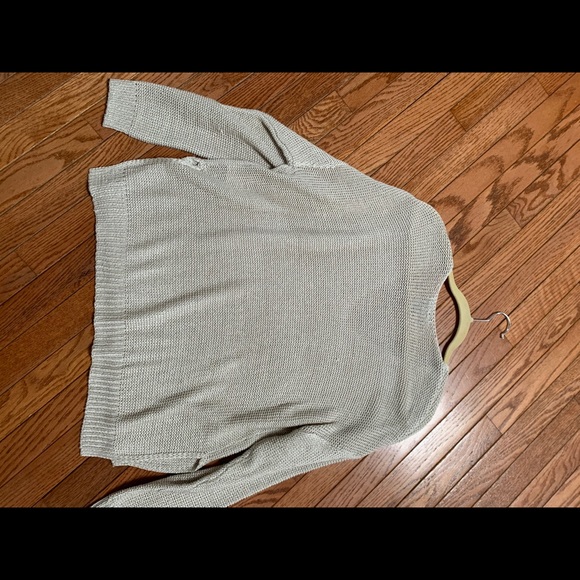 Women’s size small sweater - Picture 2 of 2